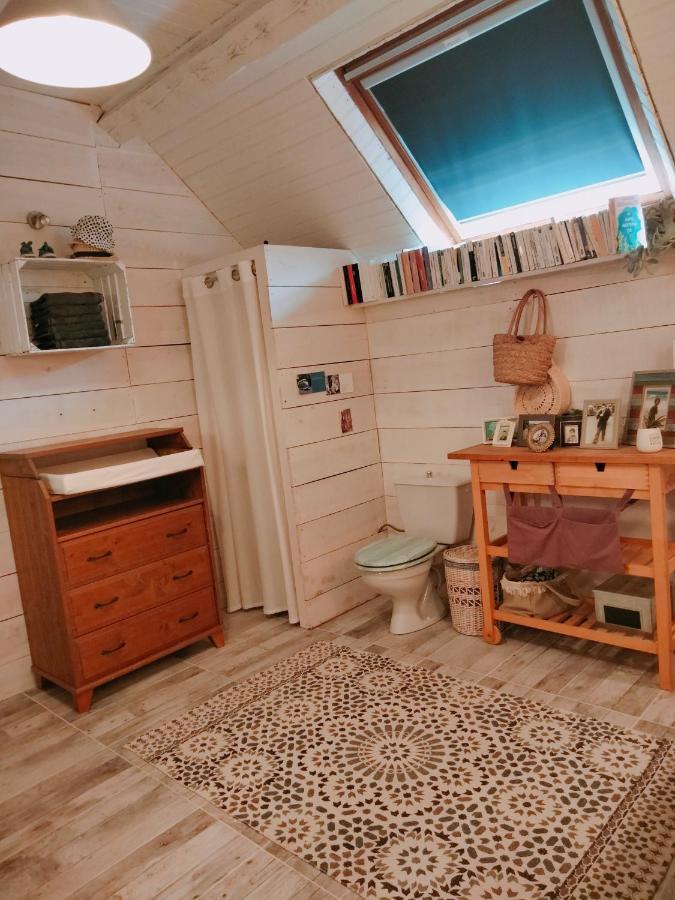 Chambre Familiale Anna "Mon Lit Au Pre" , Jusqu'A 4 Adultes Et 2 Enfants Avec Piscine Familles, Couples Ou Femmes Seulement Pontours ภายนอก รูปภาพ