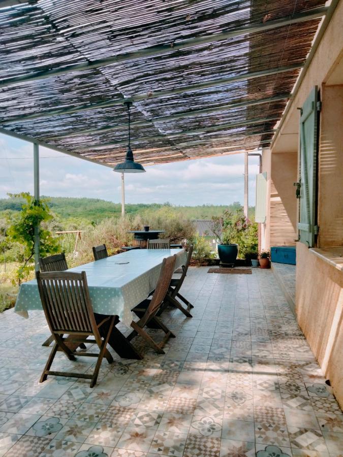 Chambre Familiale Anna "Mon Lit Au Pre" , Jusqu'A 4 Adultes Et 2 Enfants Avec Piscine Familles, Couples Ou Femmes Seulement Pontours ภายนอก รูปภาพ